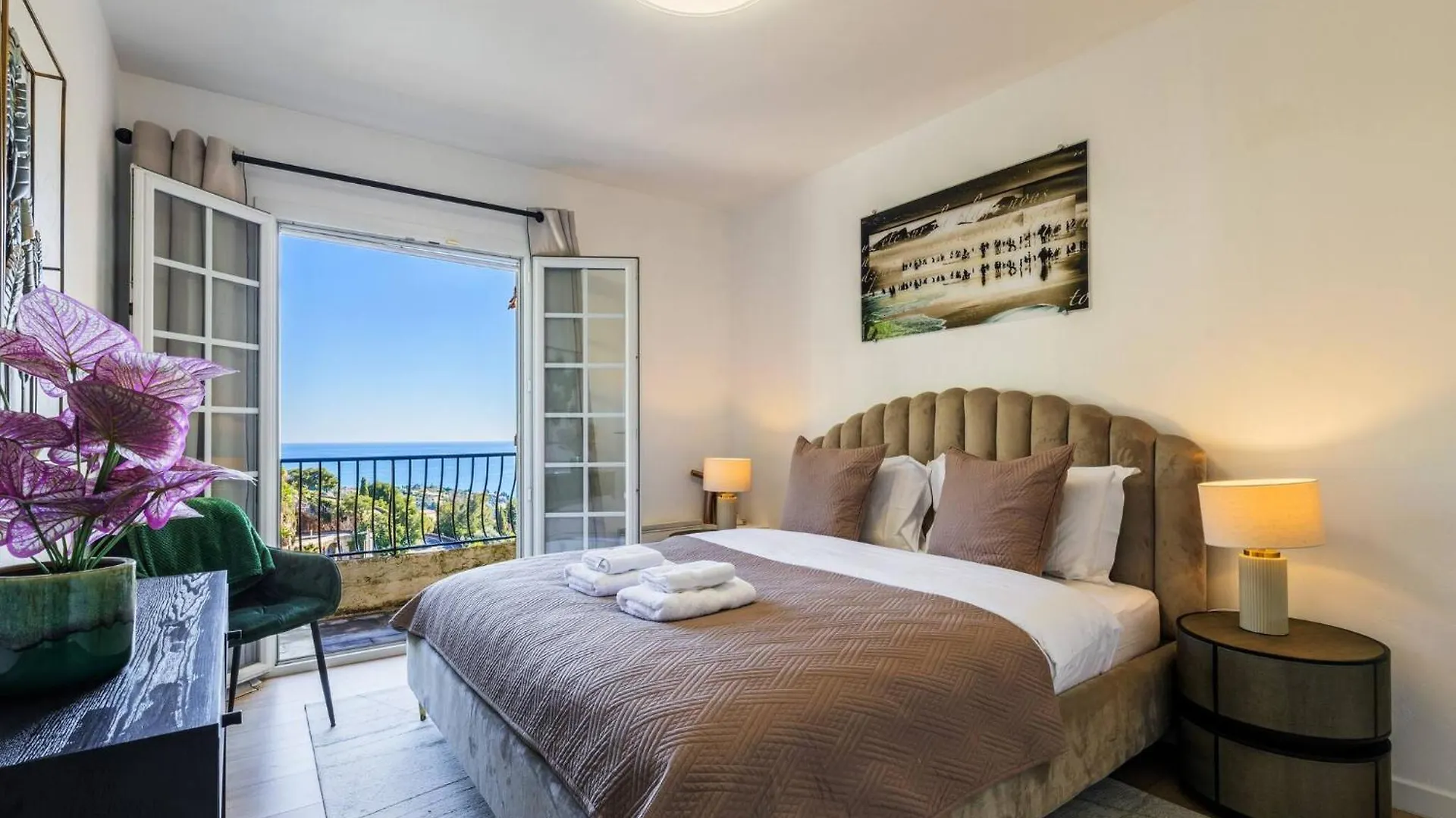 Prázdninový dům Elegance, Serenite Et Vue Exeptionnelle Sur La Rade Villefranche-sur-Mer